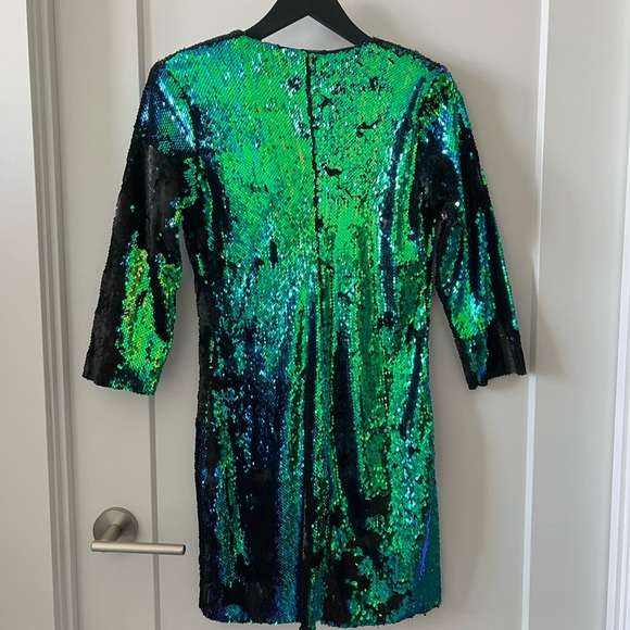 Zara- mini sequinned mermaid dress SIZE S - Picture 4 of 4